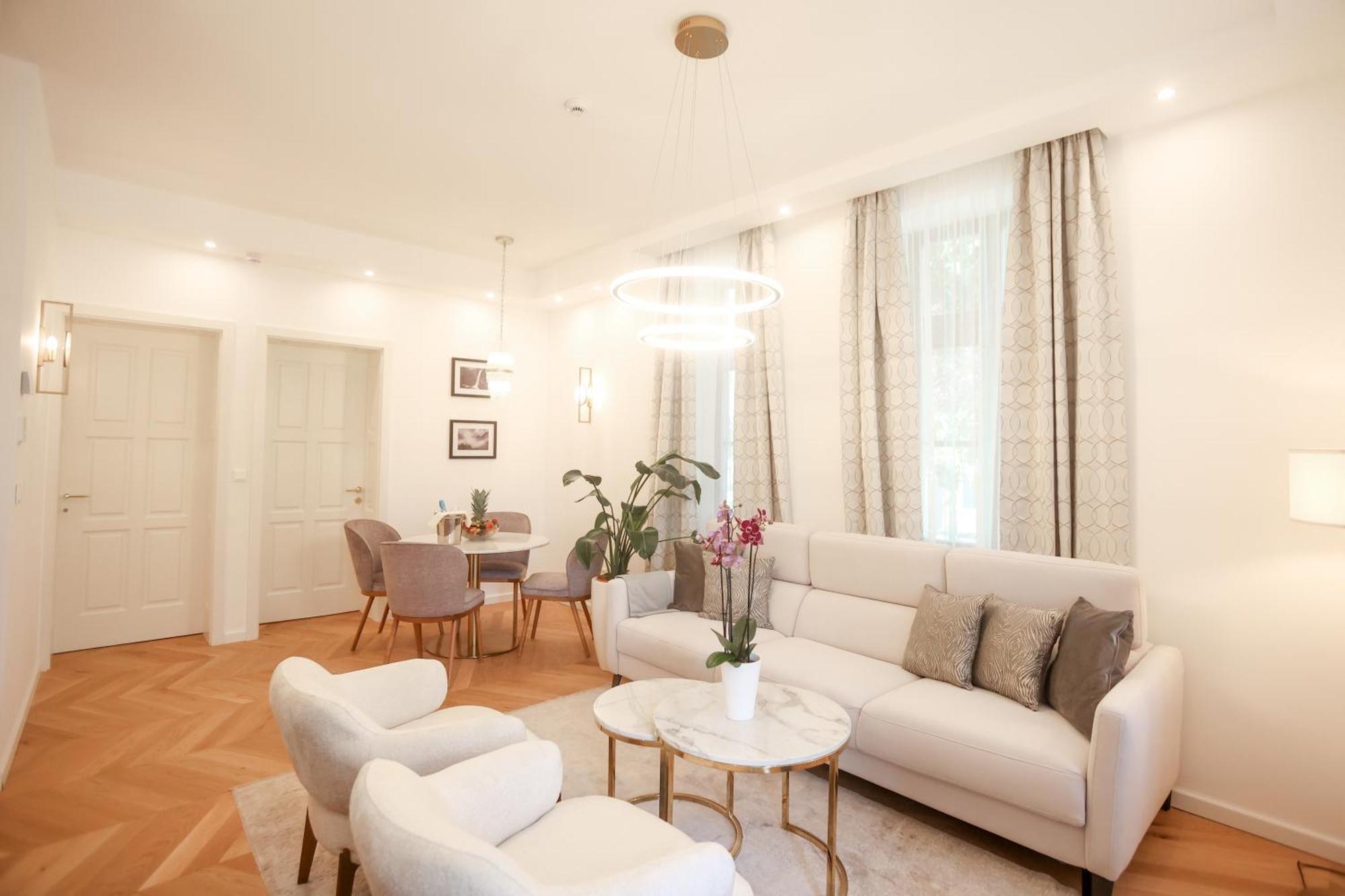 Vadkert Major Hotel Sárvár Екстериор снимка