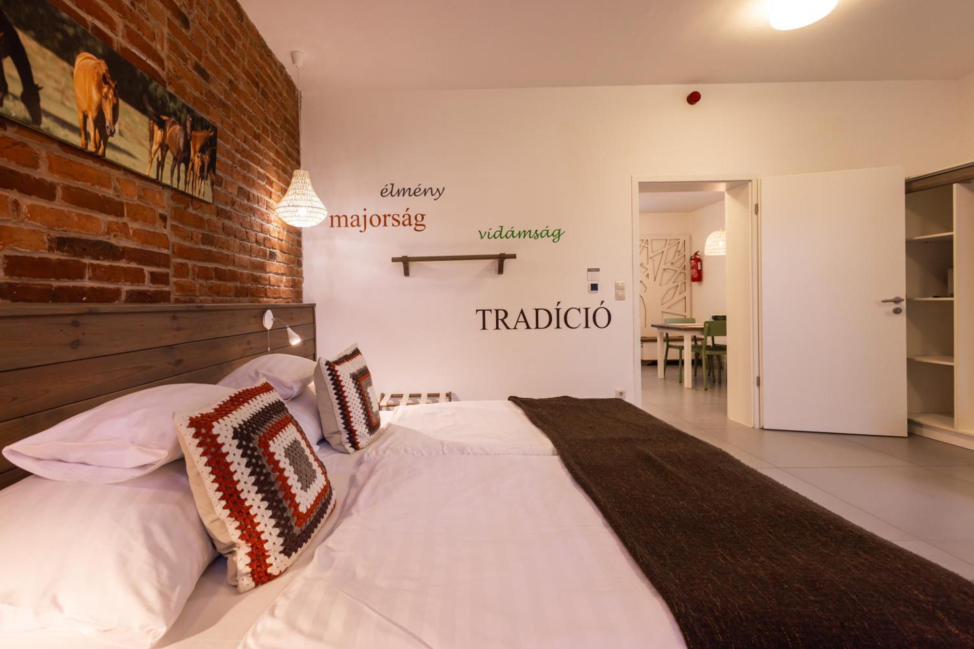 Vadkert Major Hotel Sárvár Екстериор снимка