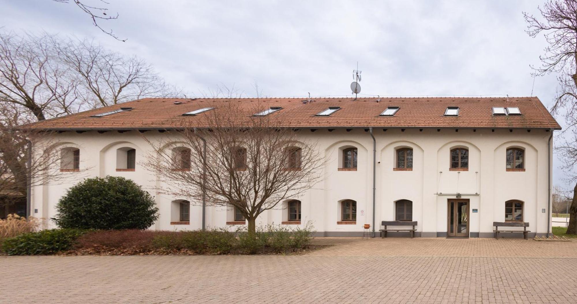 Vadkert Major Hotel Sárvár Екстериор снимка